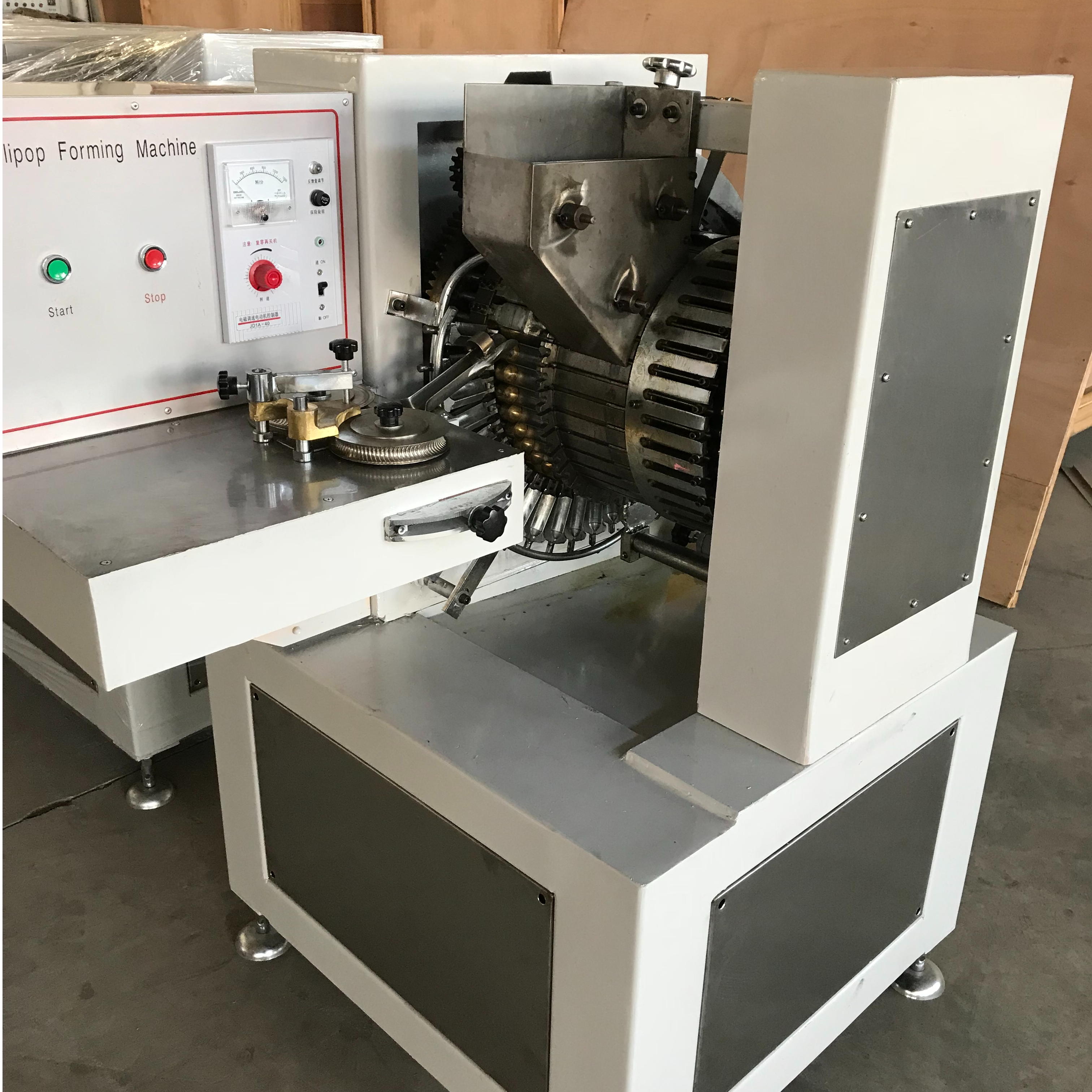 Machine de formage de sucettes à billes CY- 400